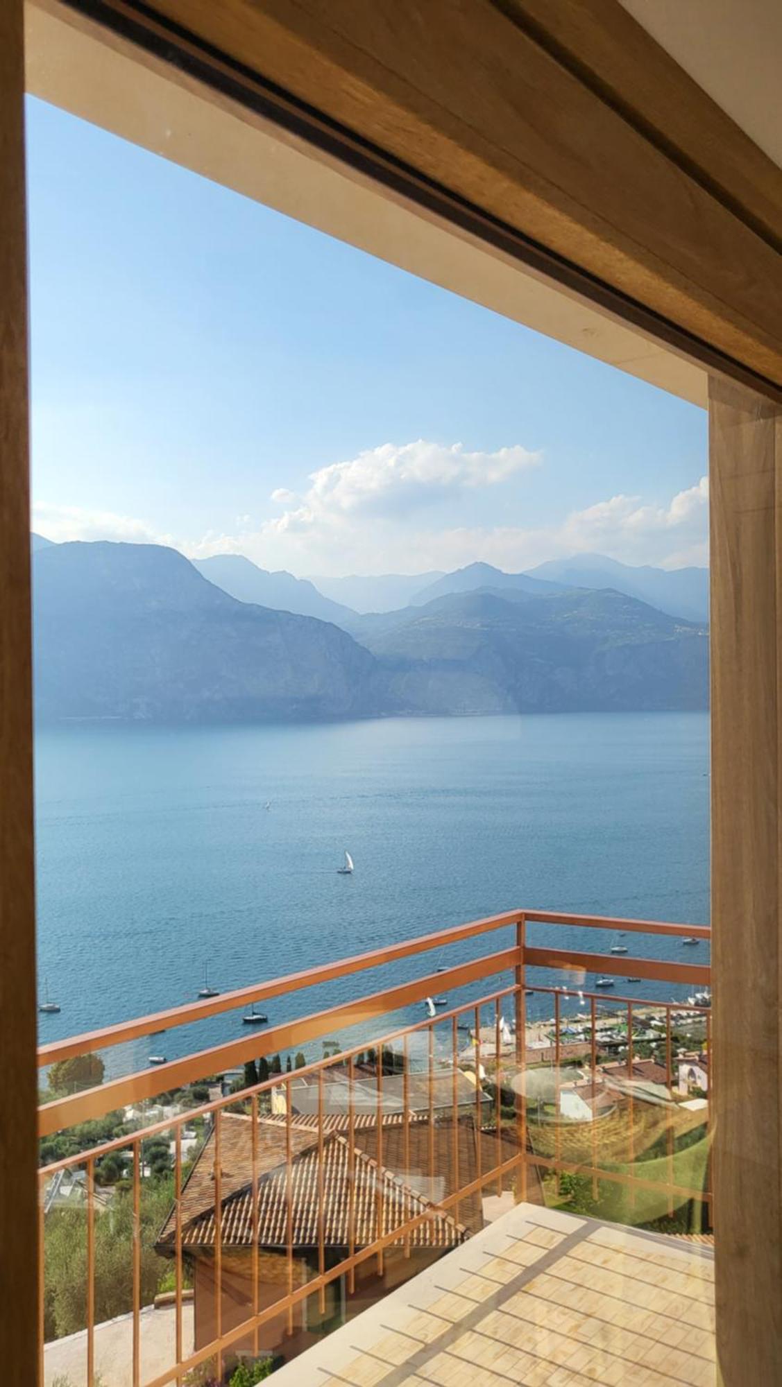 View Garda Lake 布雷佐内加尔达 外观 照片